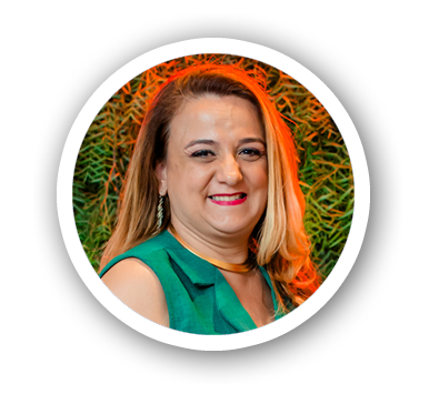 Ana Carolina Rezende — Especialista em certificações ambientais.